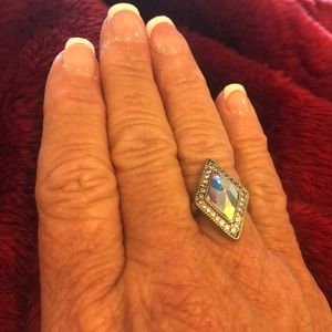 Fragrant Jewels Ring